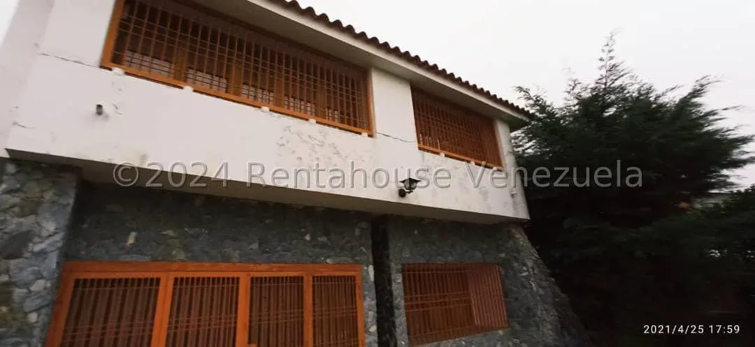 Hermosa Casa-Quinta en Venta, Ubicada en Pueblo Nuevo-La Puerta - 10