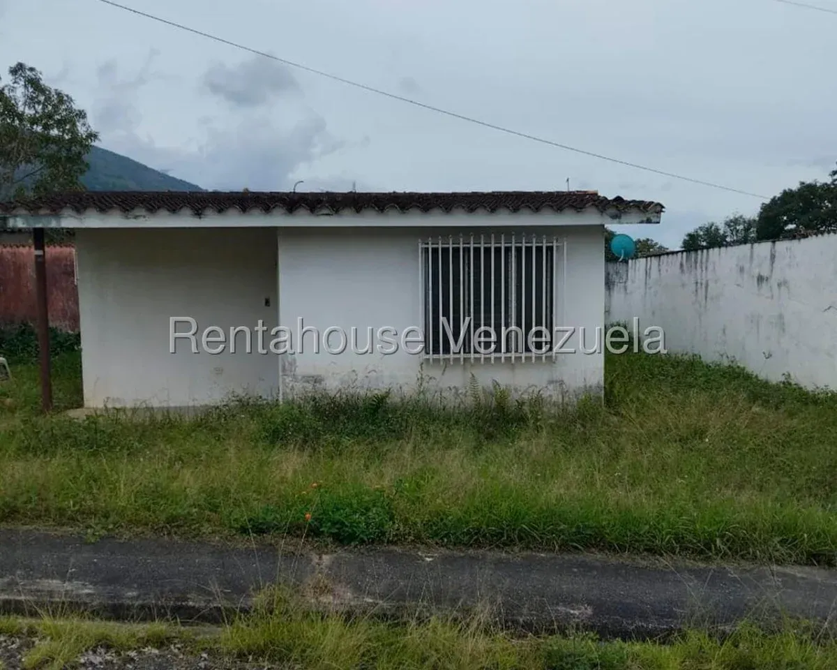 Casa en Venta, Ubicada en el Rincon Boconó  - 2