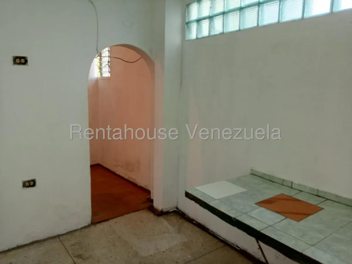 Casa en venta, ubicada en Trujillo - 4