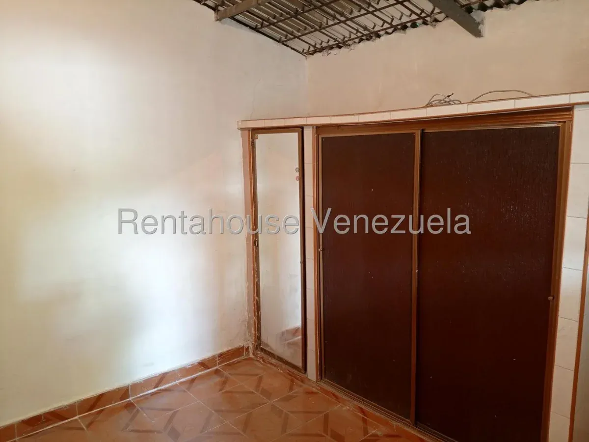 Casa en venta, ubicada en Trujillo - 10