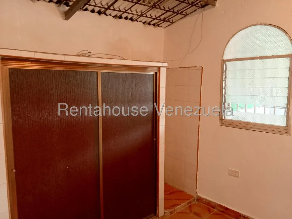 Casa en venta, ubicada en Trujillo - 11