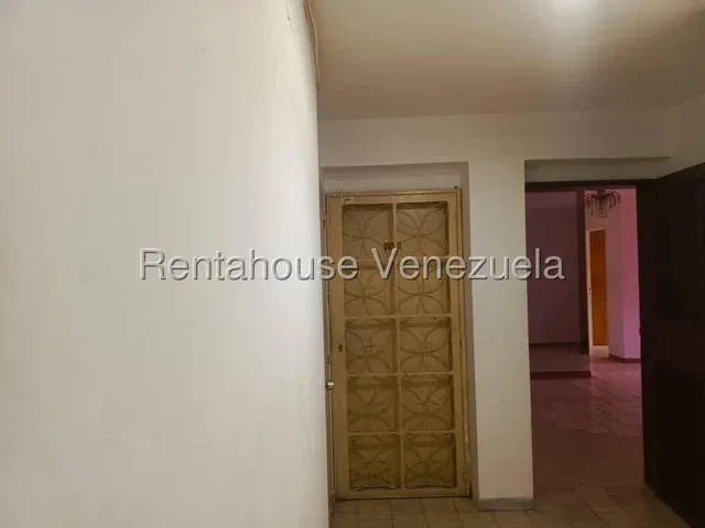 Apartamento en venta piso bajo Parroquia San Juan  - 22