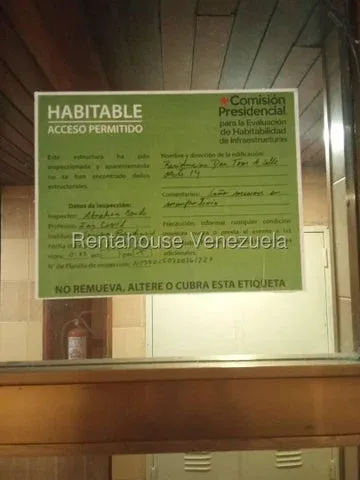 Apartamento en venta piso bajo Parroquia San Juan  - 3