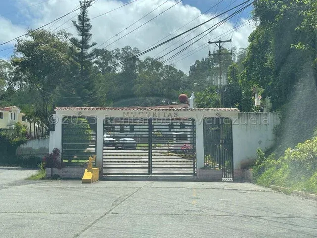 Casa en venta en Urb. Cerrada Colinas de Carrizal Altos Mirandinos - 2