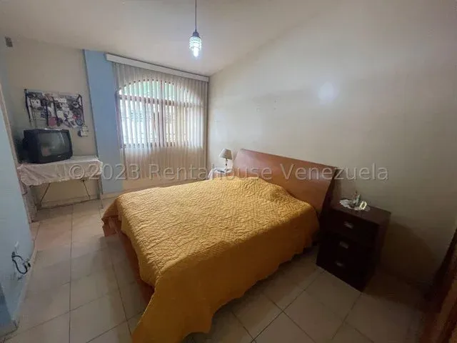 Casa en venta en Urb. Cerrada Colinas de Carrizal Altos Mirandinos - 10
