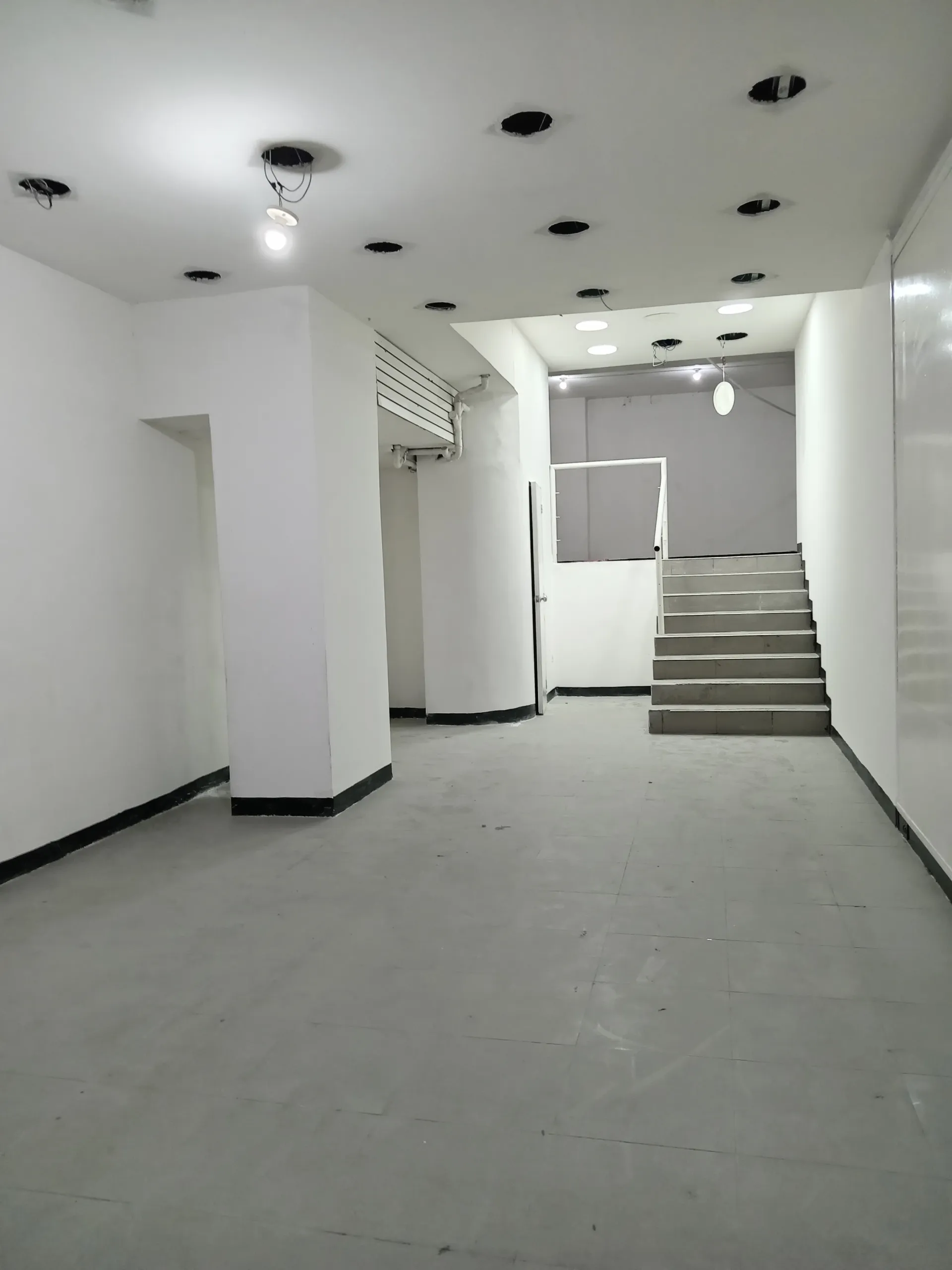 Excelente e inmejorable punto comercial en pleno centro de Caracas - 10