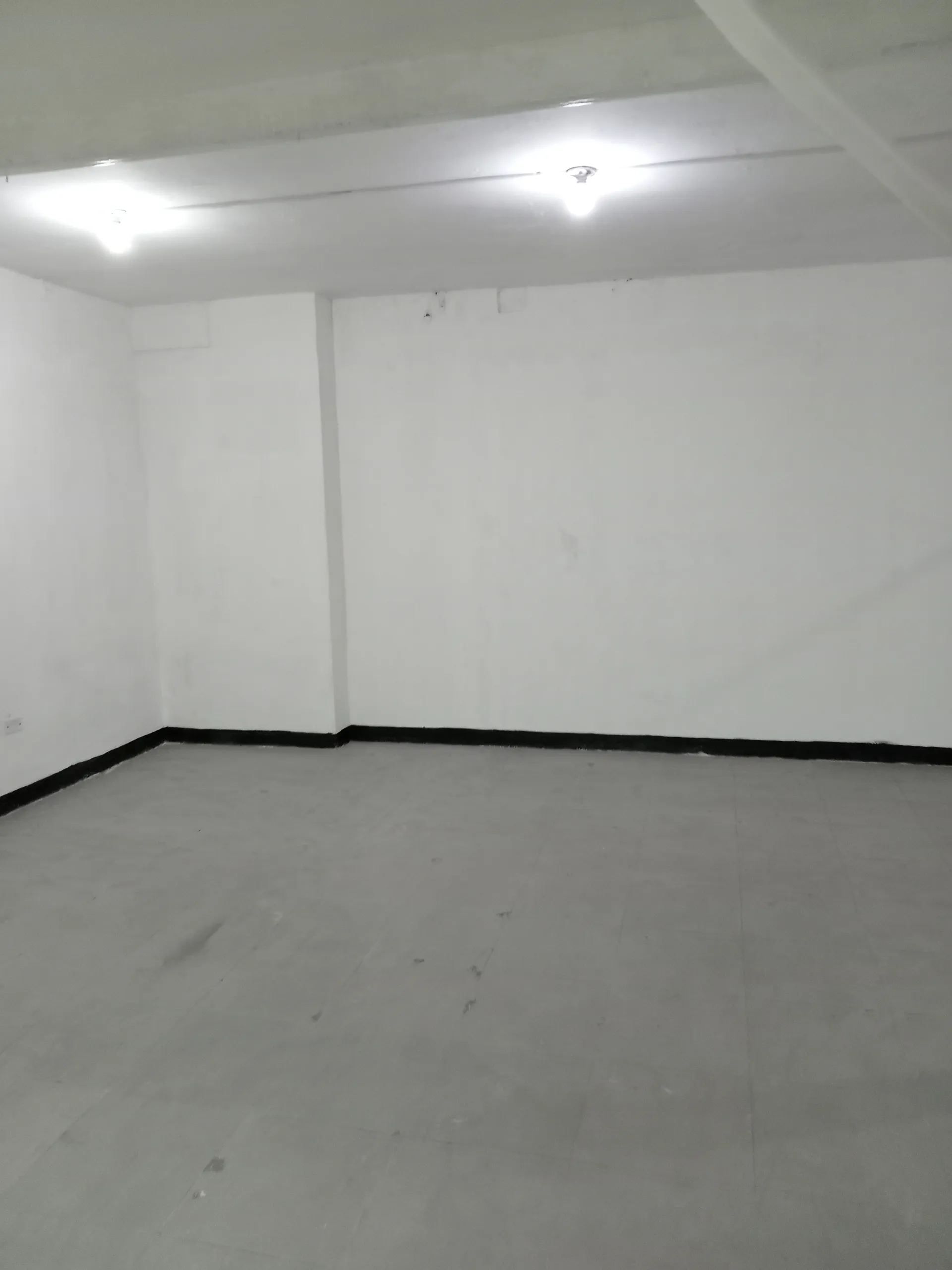 Excelente e inmejorable punto comercial en pleno centro de Caracas - 11