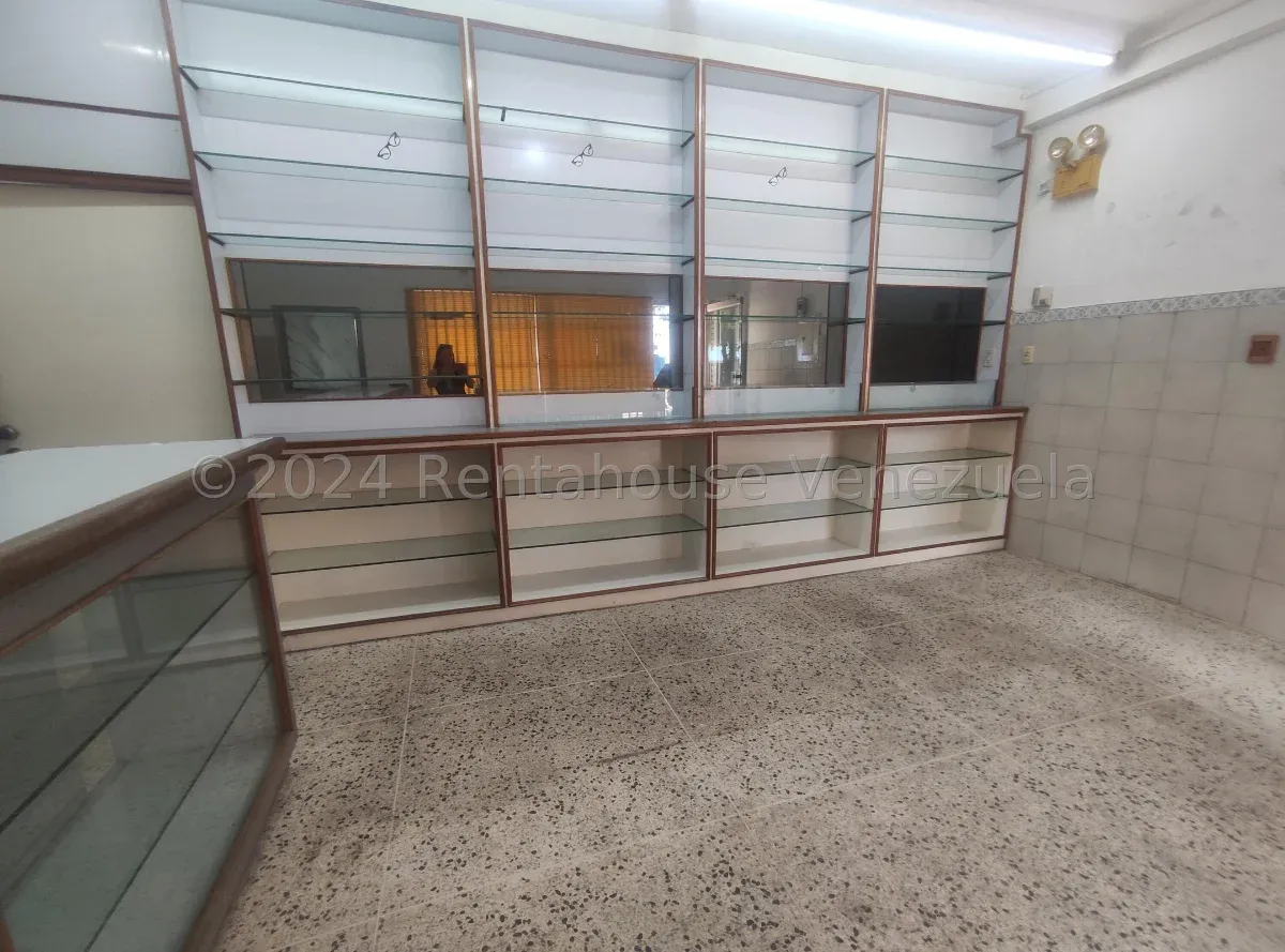 local comercial con en Av Padilla - 7