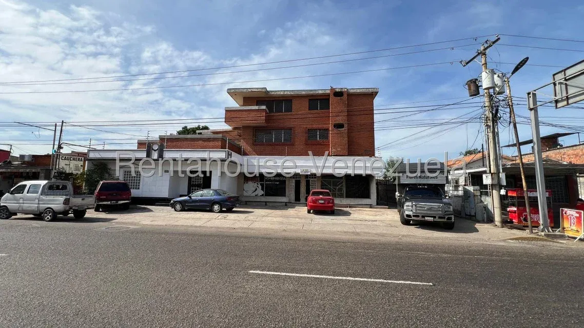 Casa comercial en venta en la limpia