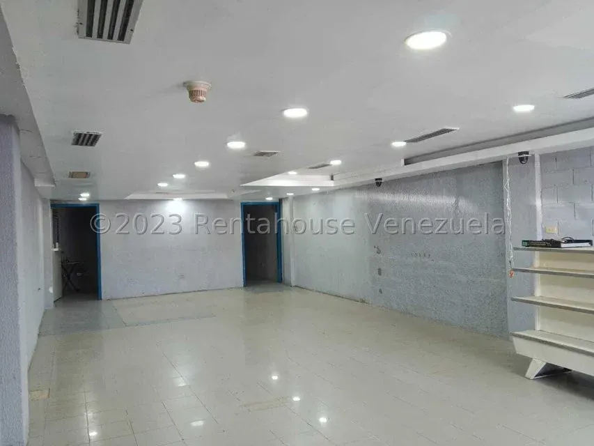 Local comercial en Circunvalacion Dos 24-11855 - 4