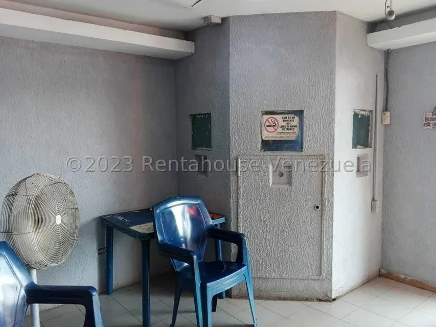 Local comercial en Circunvalacion Dos 24-11855 - 5