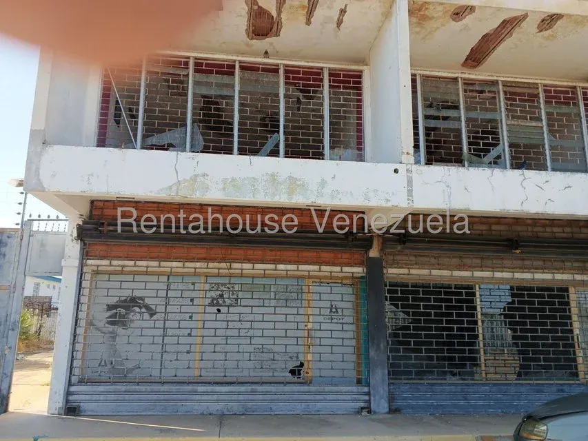 Edificio comercial en Calle 78 manzana de oro - 2
