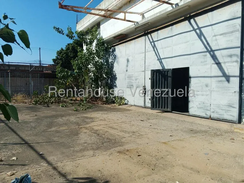 Edificio comercial en Calle 78 manzana de oro - 8