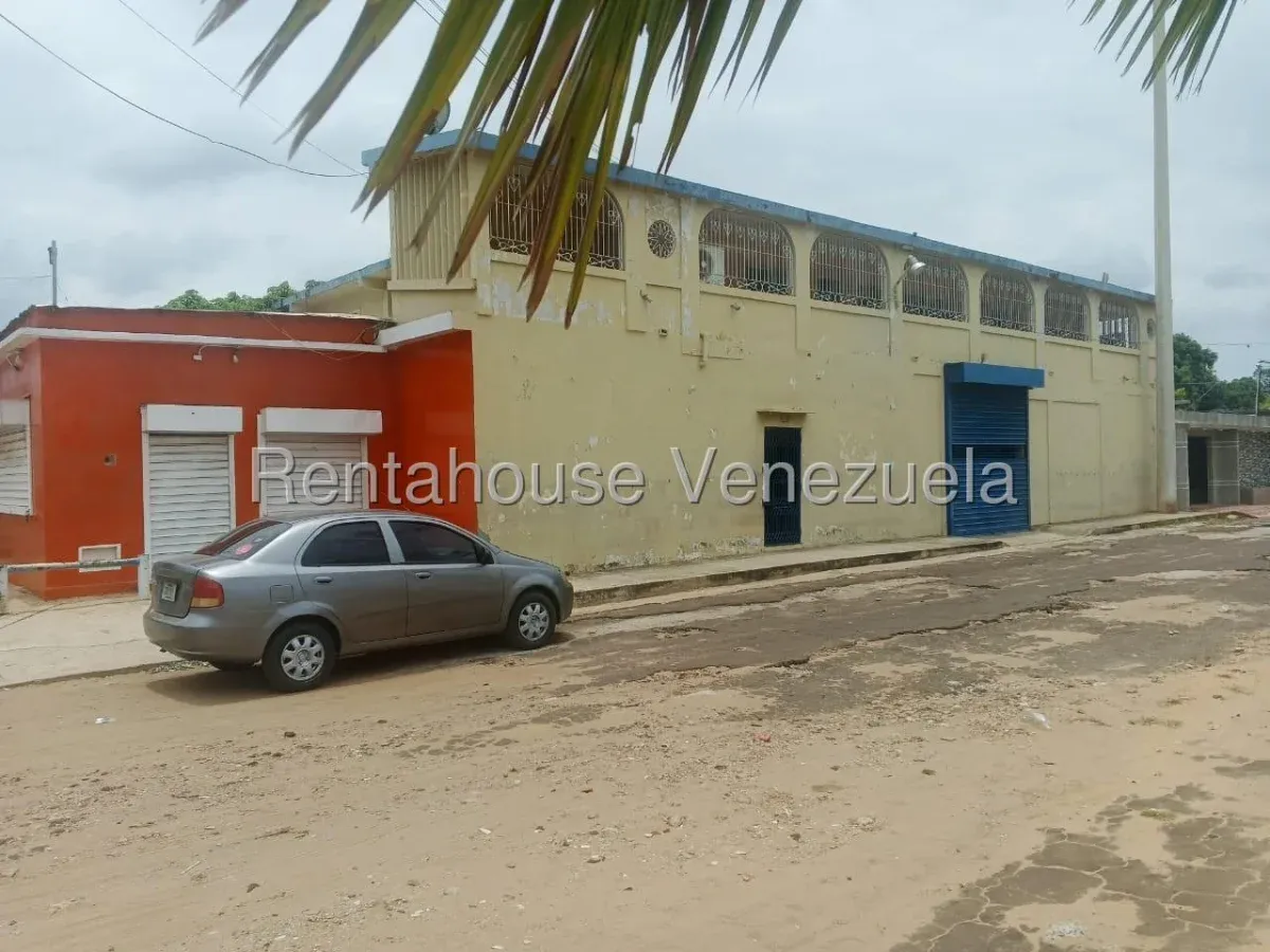 Local Comercial en Venta en San Rafael  26-18043