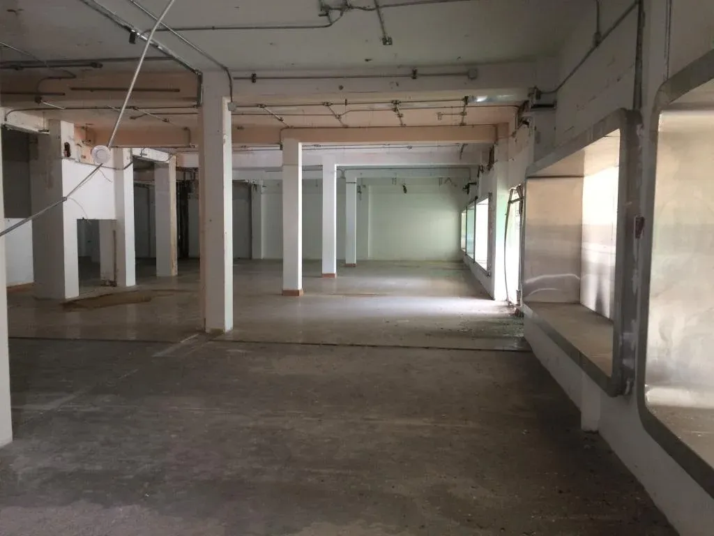 Local Comercial en Venta en Avenida Bella Vista  - 4