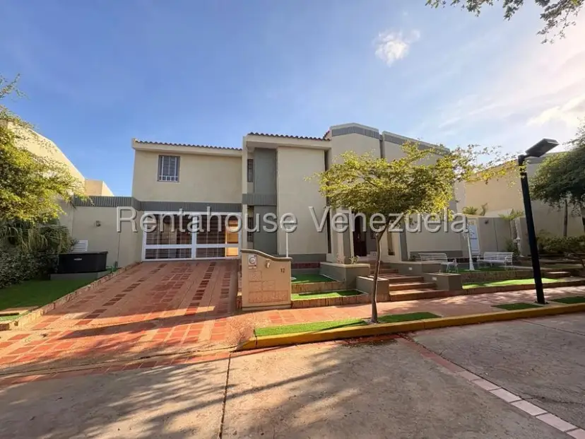 casa en venta en Villa Antanona doral norte 