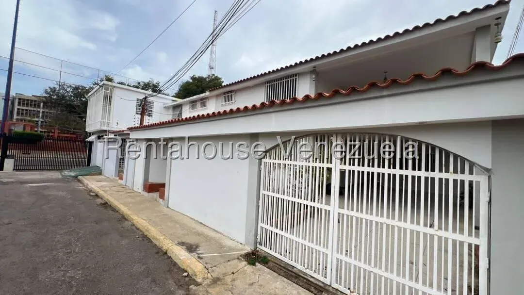 casa en calle cerrada  en venta en Monte Claro   
