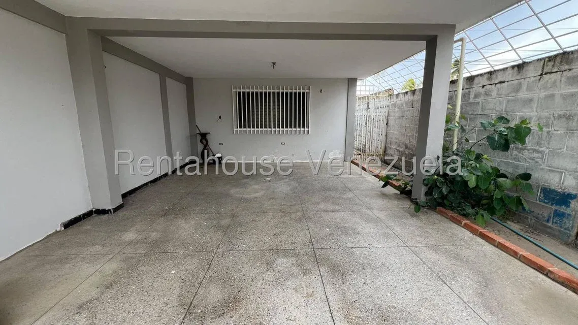 casa en calle cerrada  en venta en Monte Claro    - 5