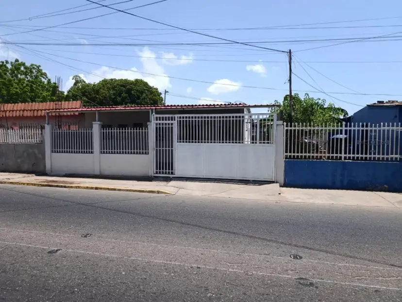 casa en venta en la popular san francisco