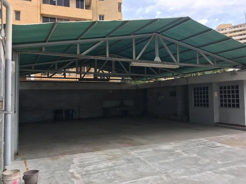 Galpon Avenida El Milagro con Dr Portillo EN VENTA  # 22-15866 - 2