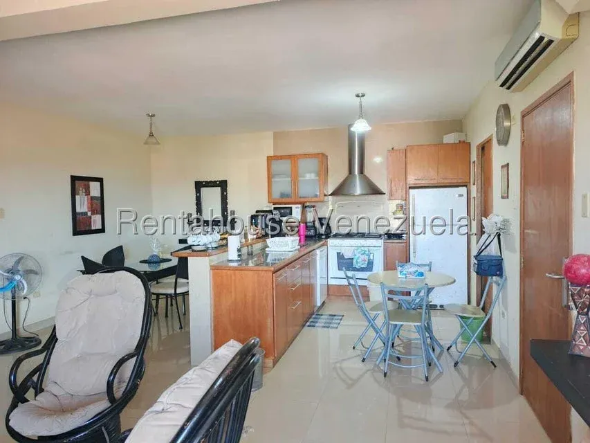 BR    Apartamento EN VENTA en Avenida El Milagro 27-1005 - 5