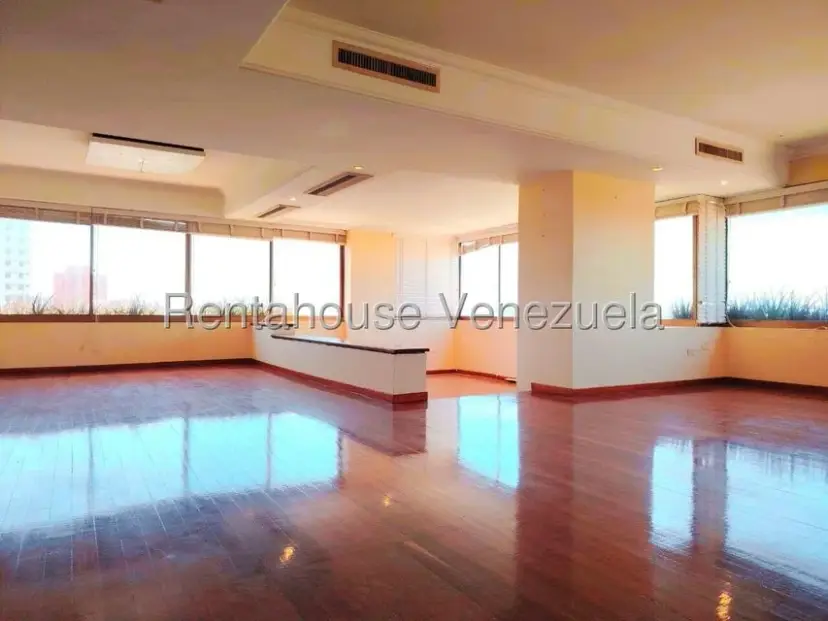26-18875 apartamento en venta en  Calle 72 La Lago 