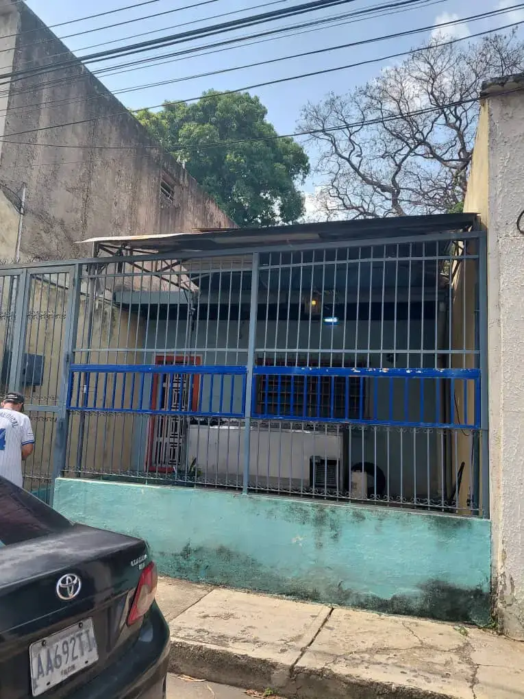 Se Vende Casa en los Colorados  Valencia 