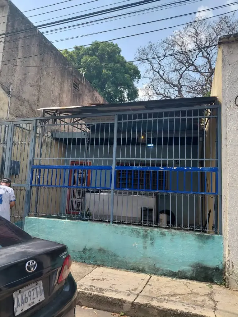 Se Vende Casa en los Colorados  Valencia 