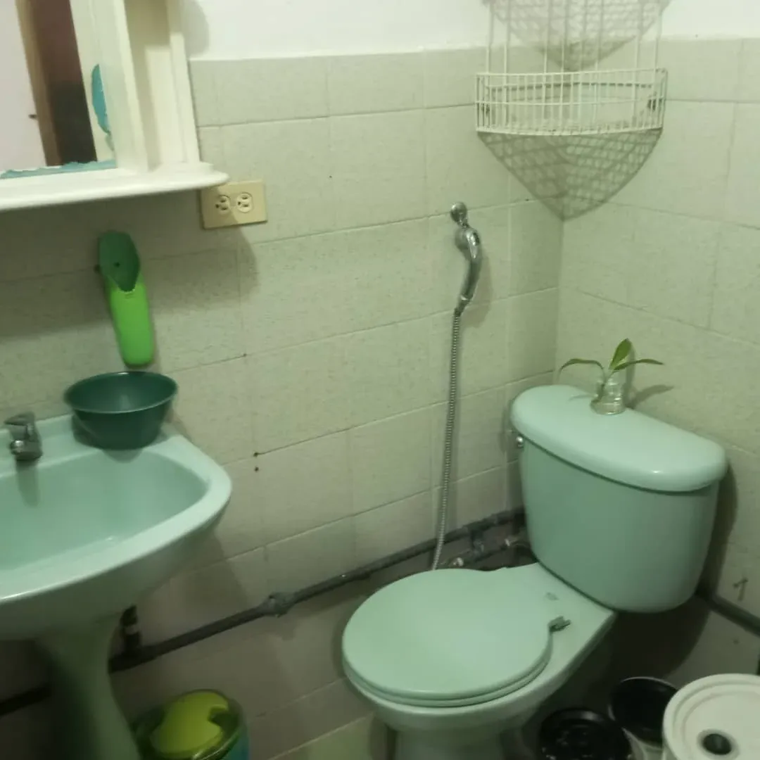 Se vende Casa Comercial en Zona Sur de Valencia  - 8