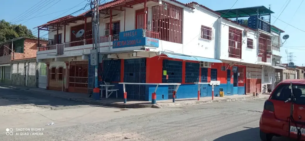 Se vende Casa Comercial en Zona Sur de Valencia  - 20
