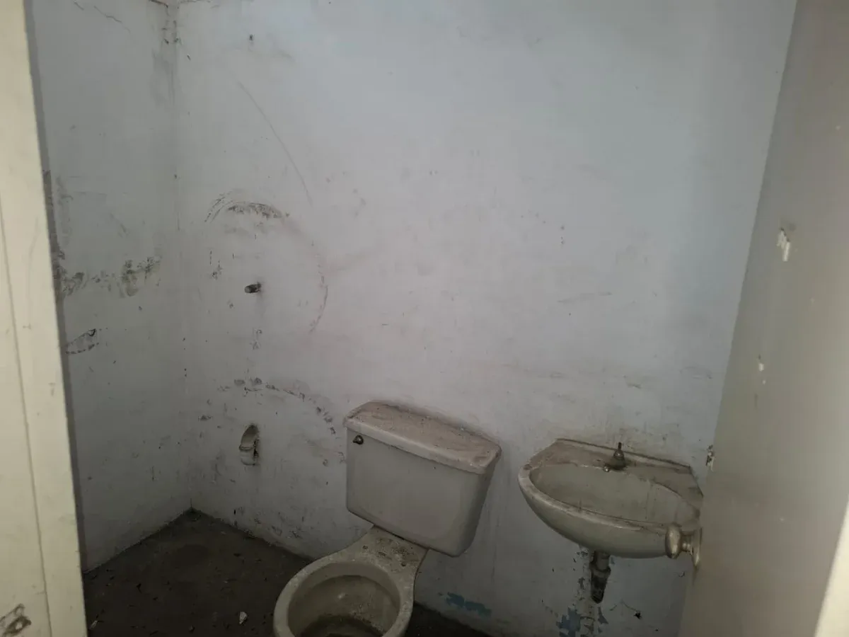 Se Vende Local Comercial en flor amarillo - 9