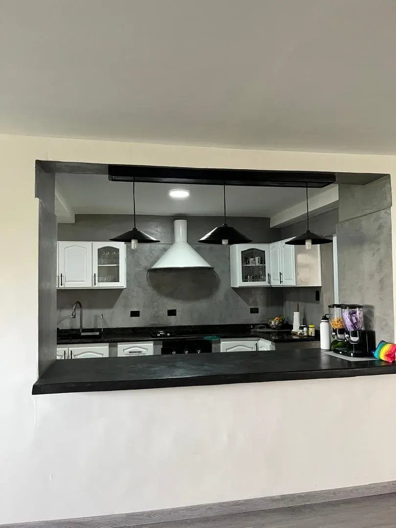 Se Vende Apartamento Av Bolívar cerca de la Acacias  - 2
