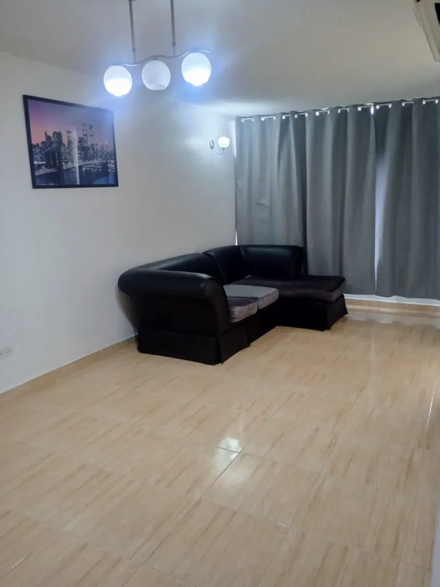 Alquiler de Apartamento en C.R. Las Aves Suites, Barcelona – 71 m² - 5