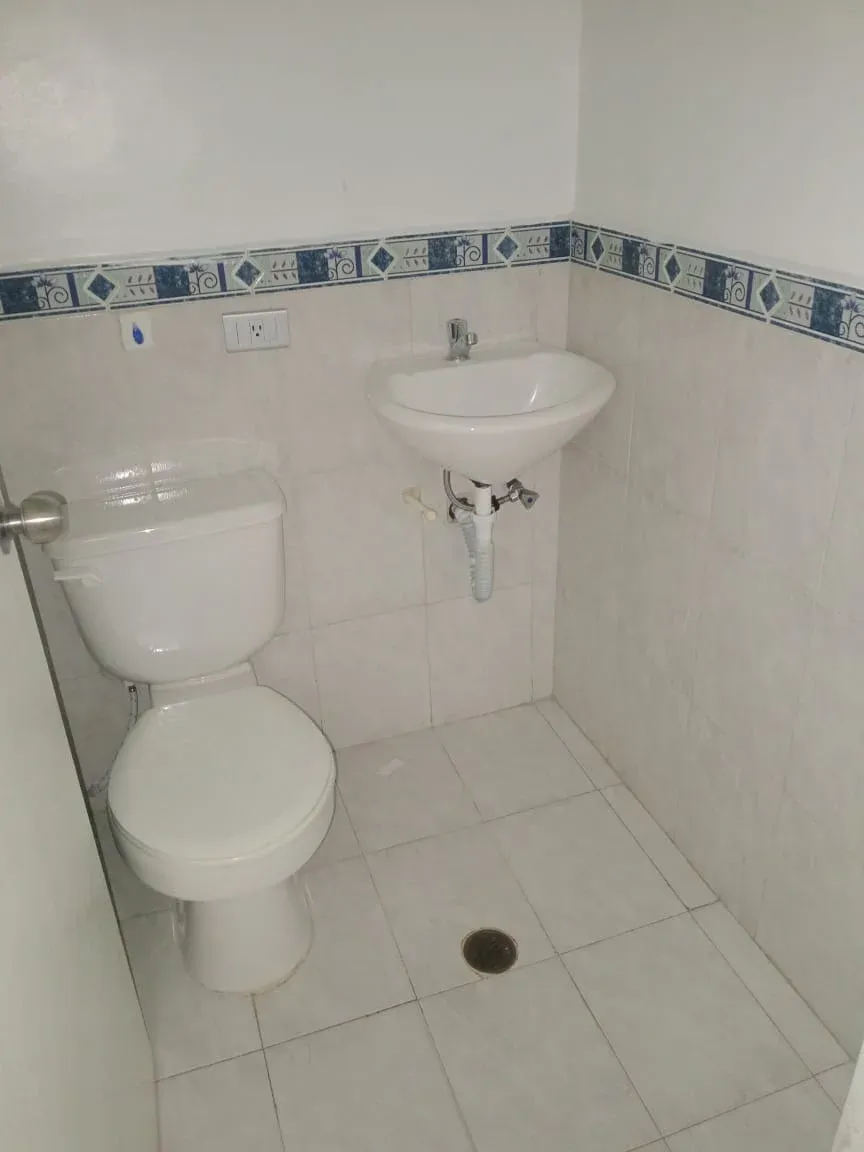 Alquiler de Apartamento en C.R. Las Aves Suites, Barcelona – 71 m² - 12