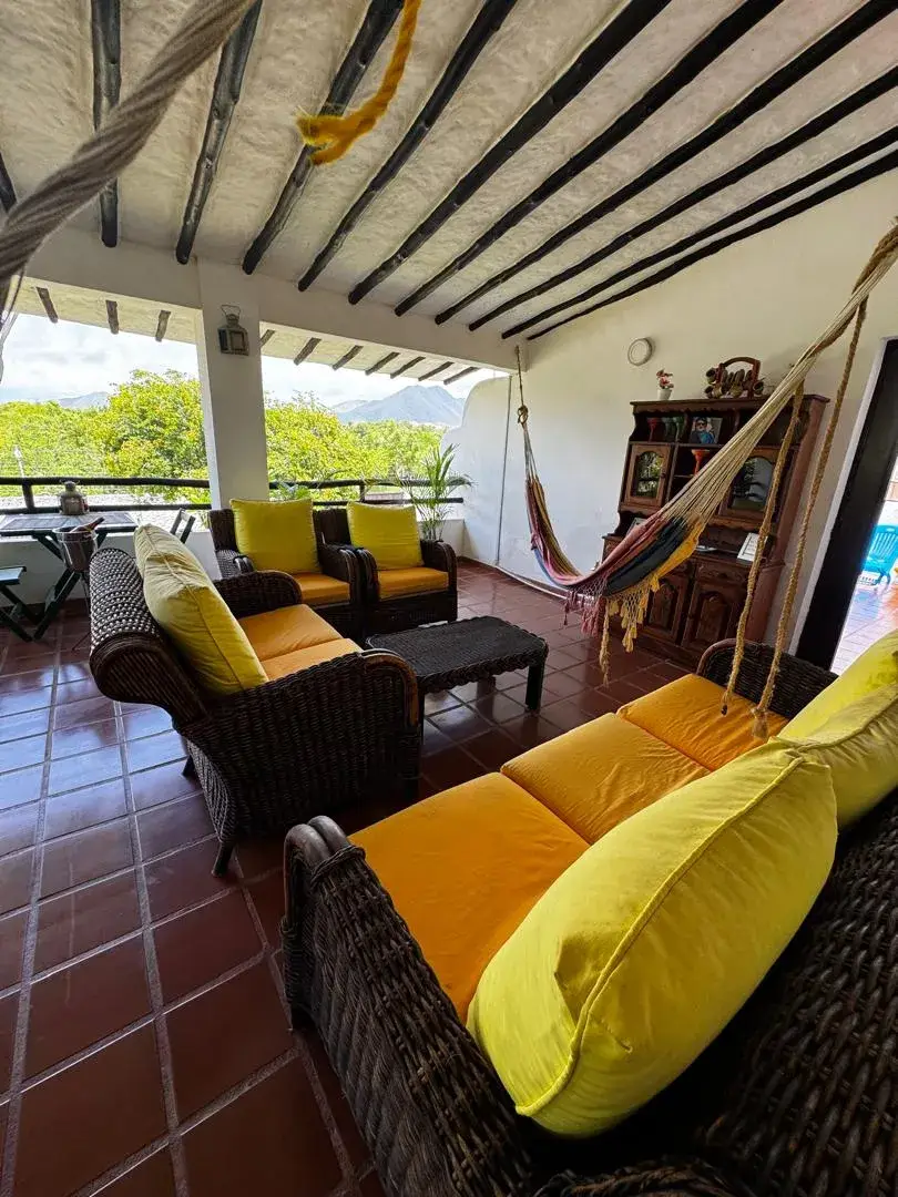 Casa En Venta, Antolin Del Campo, Ideal Para Inversión O Para Hacer Vida