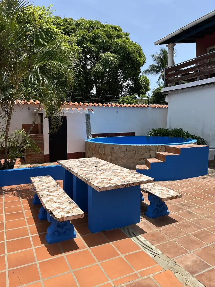 Encantadora Posada Con Ambiente Familiar En Venta - 10