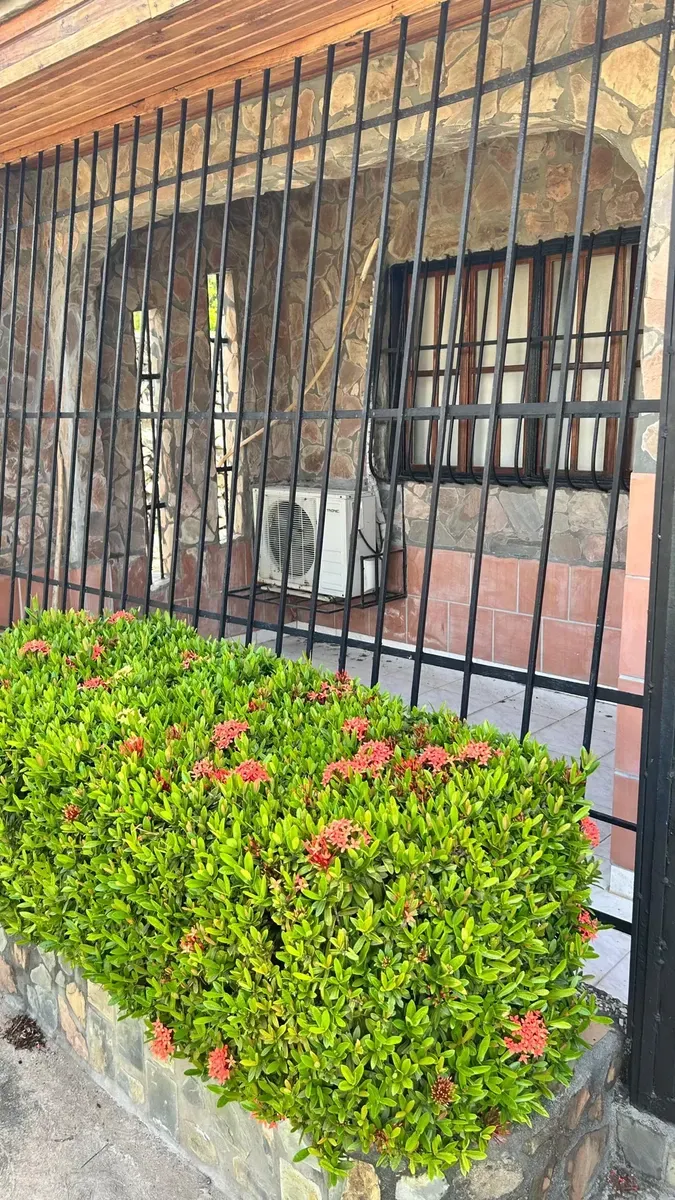 Atractiva Casa En Venta, En Playa El Agua - 10