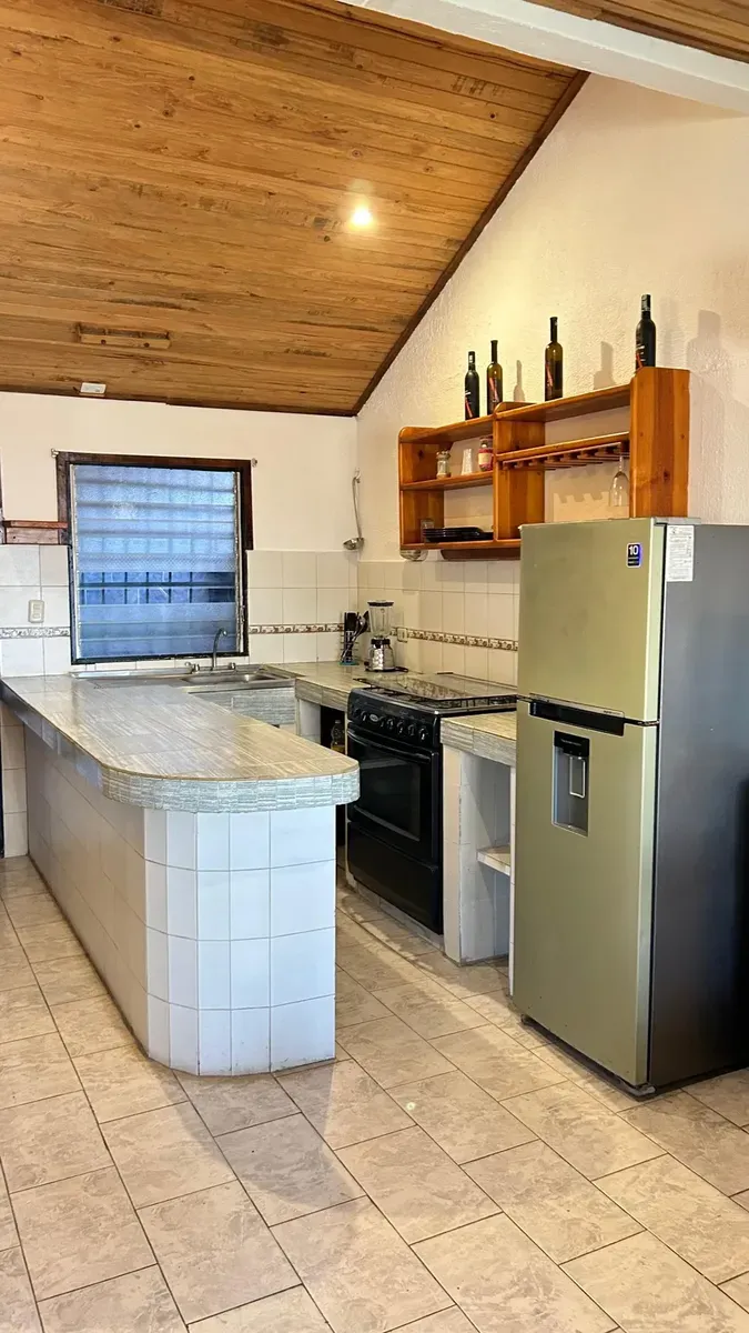 Atractiva Casa En Venta, En Playa El Agua - 11