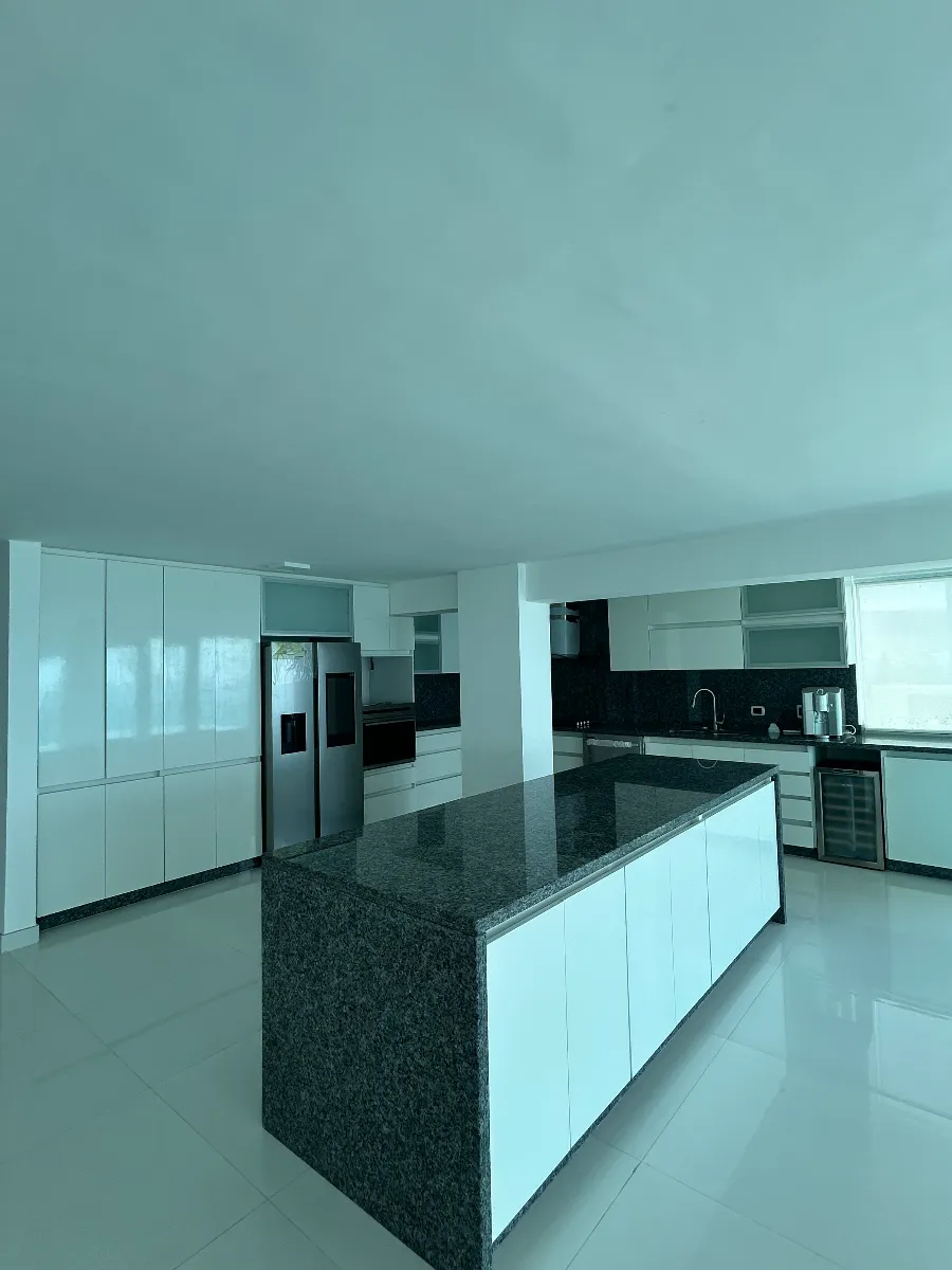 Único y espectacular apartamento a orilla del mar. - 8