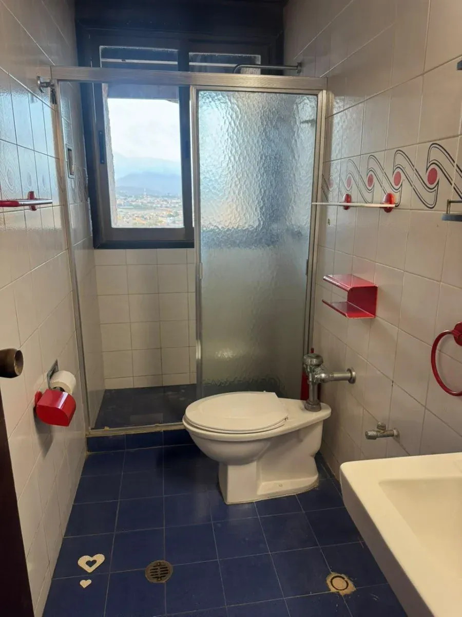 Lindo apartamento,tipo estudio, primera línea de Mar.Porlamar,Nueva Esparta - 3