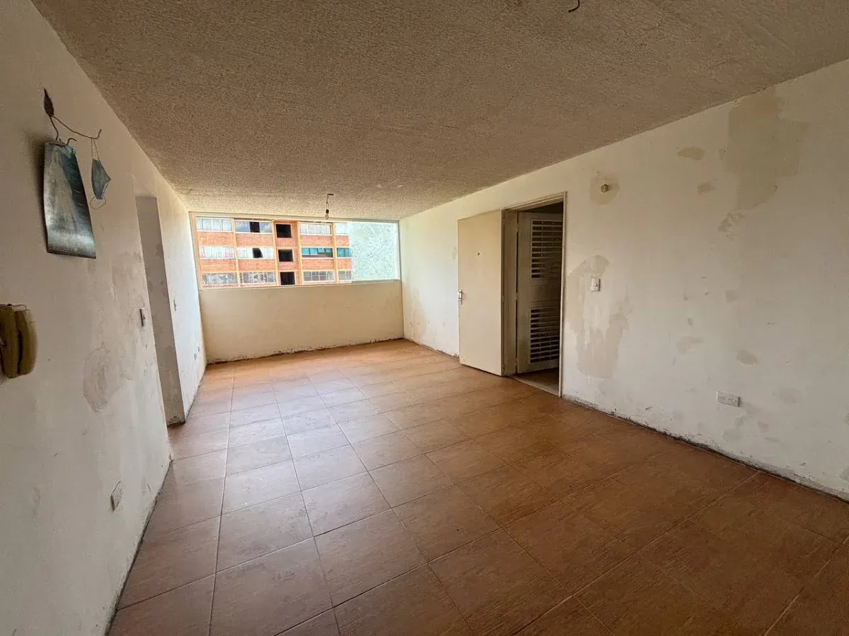 JI 27-1888. EN VENTA APARTAMENTO DE 76m2  EN OBRA LIMPIA UBICADO  EN GUATIRE - 7