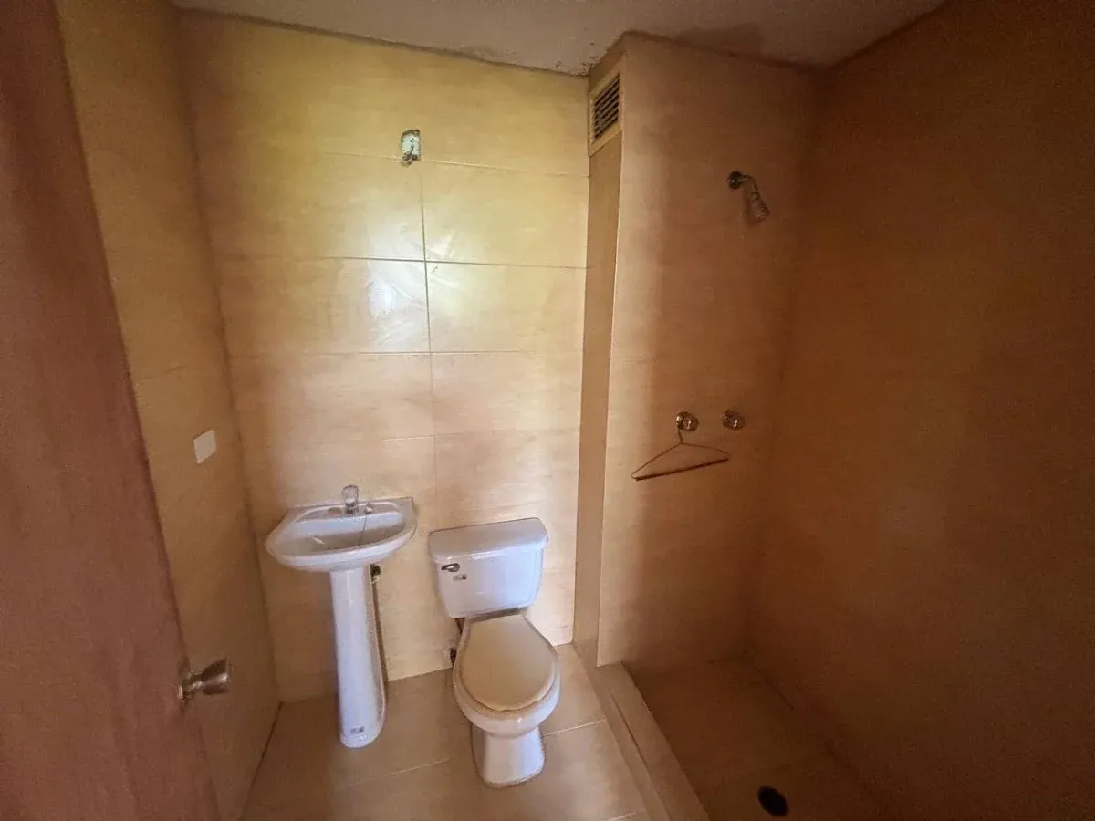 JI 27-1888. EN VENTA APARTAMENTO DE 76m2  EN OBRA LIMPIA UBICADO  EN GUATIRE - 12