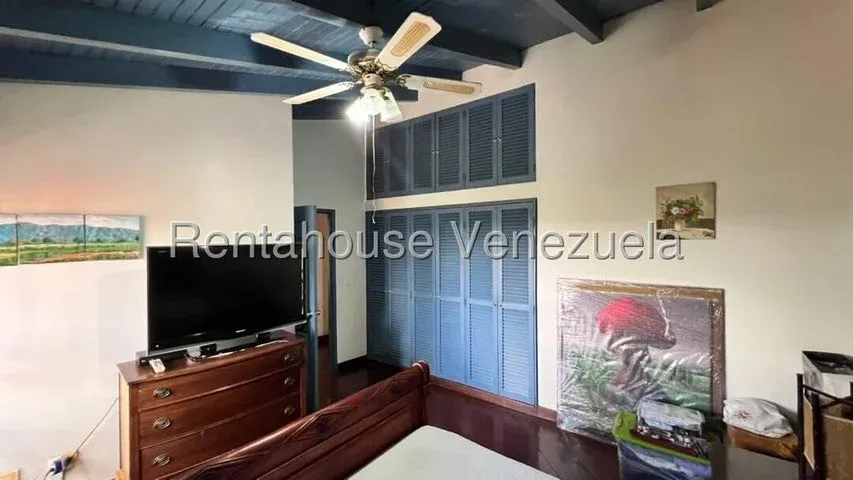JI 27-4757. EN VENTA CASA DE 266m2 UBICADA EN LA UNIÓN. - 20