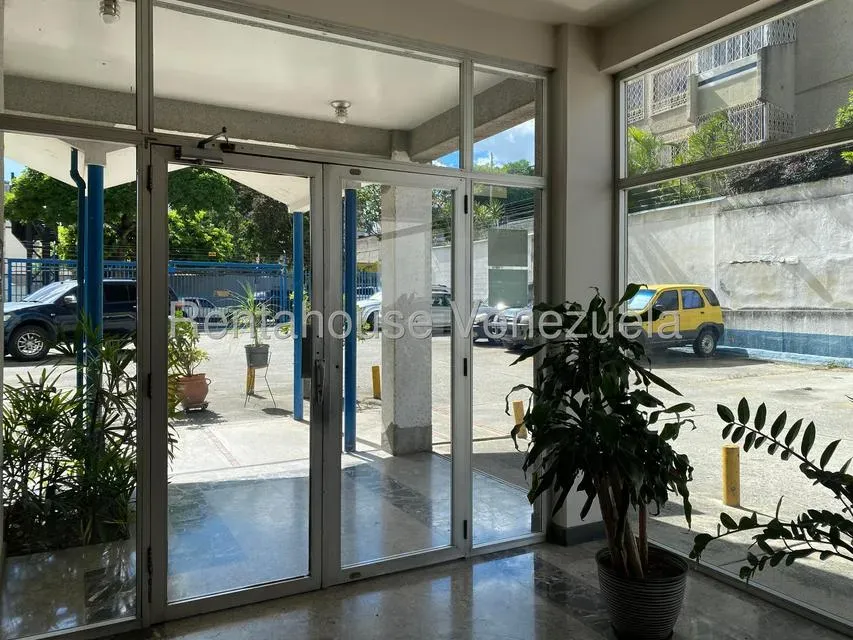 JI 27-5379. EN VENTA APARTAMENTO DE 140M2 UBICADO EN ALTAMIRA SUR - 5