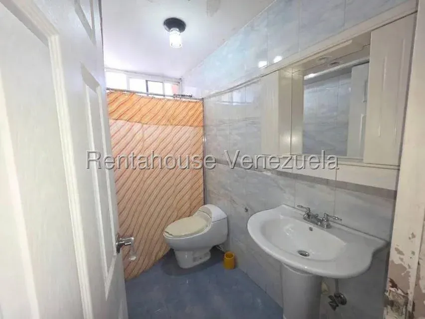 JI 27-5384. EN VENTA APARTAMENTO DE 130M2 UBICADO EN LA URBINA. - 16