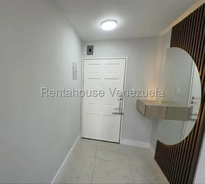 JI 27-6229. EN VENTA APARTAMENTO DE 100M2 REMODELADO, UBICADO EN LA ZONA DE CHACAO. - 5