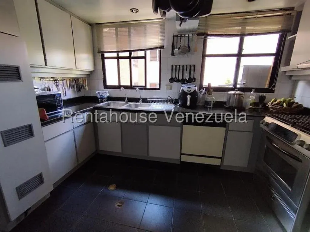 JI 27-6212. EN VENTA APARTAMENTO DE 224M2 UBICADO EN LA FLORIDA. - 9