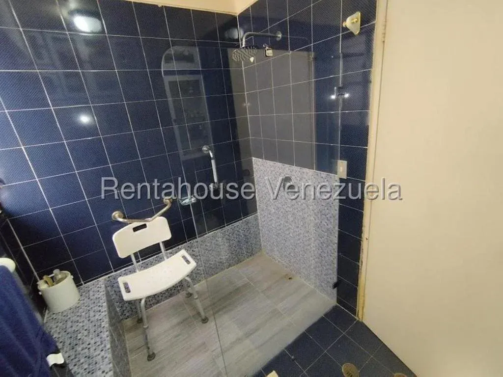JI 27-6212. EN VENTA APARTAMENTO DE 224M2 UBICADO EN LA FLORIDA. - 16