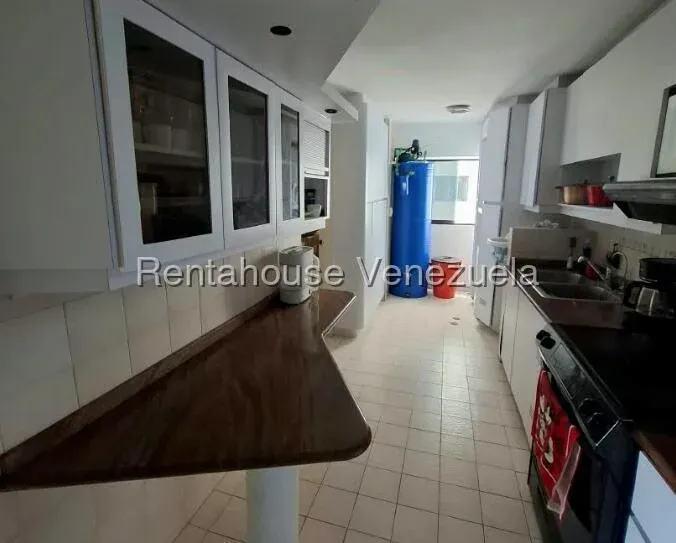 JI 27-6179. EN VENTA APARTAMENTO DE 96M2 UBICADO EN MANZANARES - 5