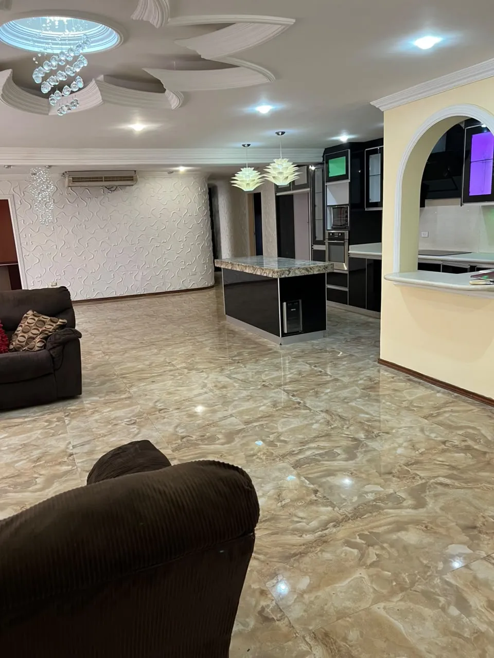 Hermosa casa en urb cerrado en Maturin Monagas - 2